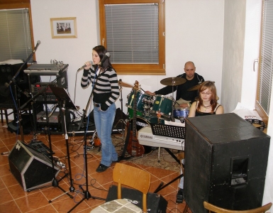 PA215407